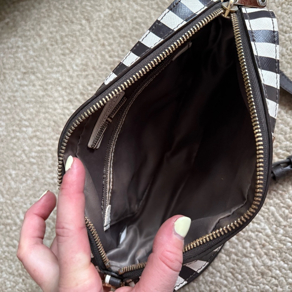 Henri Bendel Brown and White Crossbody Bag - Picture 8 of 10